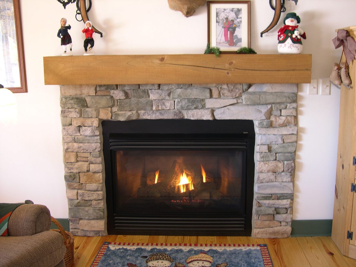Fireplaces project by Duff Builders