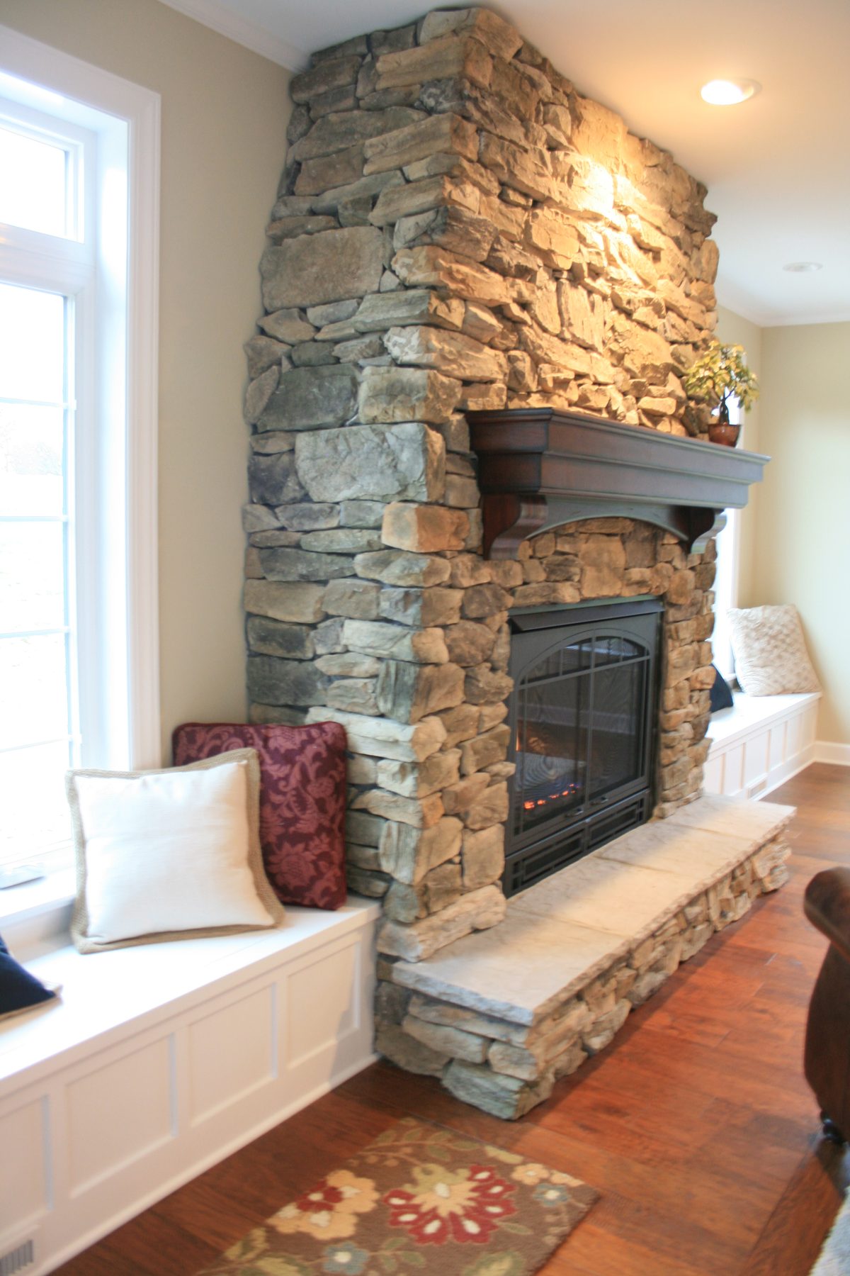 Fireplaces project by Duff Builders